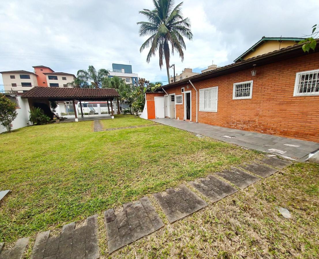 Casa Jardim Com 5 Quartos Em Holiday home *